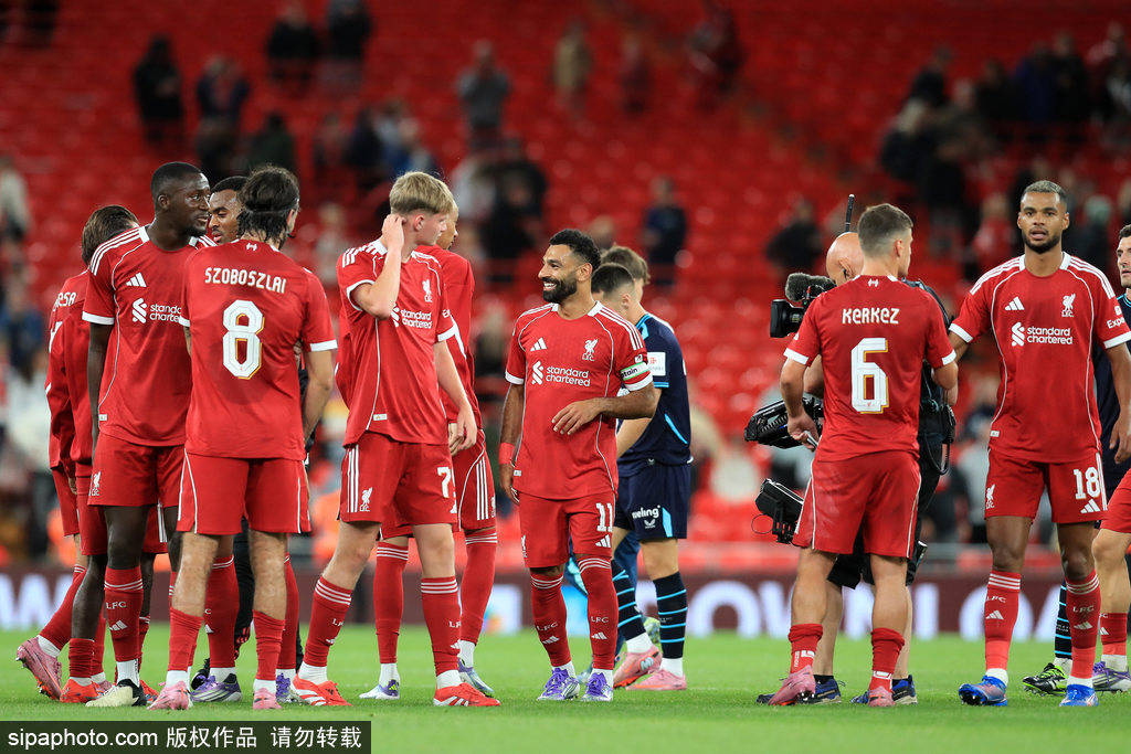 在本场比赛, 受到很大影, 露了防线的 在本场比赛, 受到很大影, 露了防线的