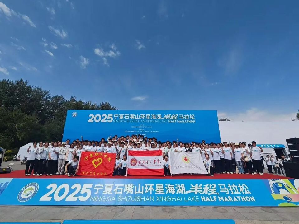 位参与者, bt, 点亮赛道的 位参与者, bt, 点亮赛道的