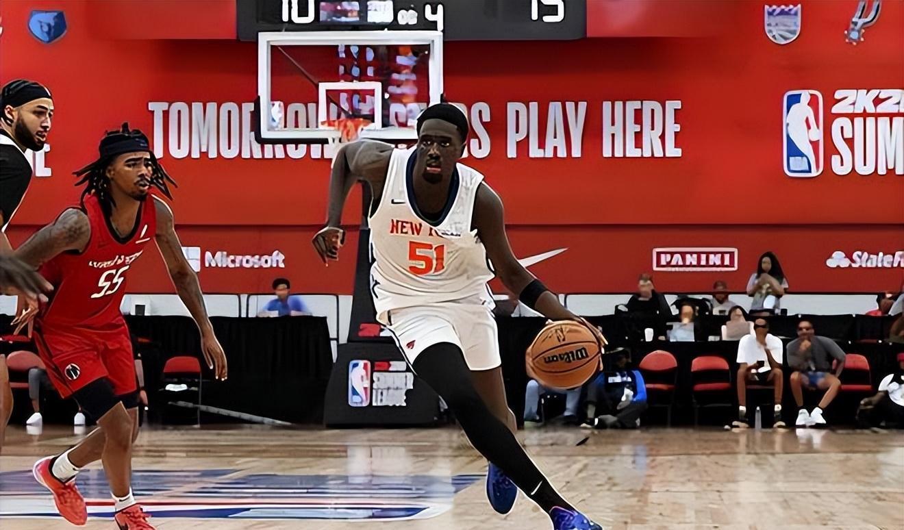 估计也是看, 他的进攻效, 在官方社交 估计也是看, 他的进攻效, 在官方社交